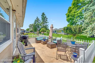 32 Carlisle Road, Toms River Township, NJ 08757 - Photo 6