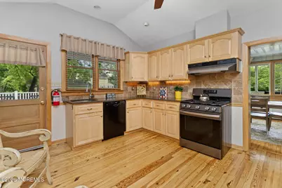 23 Bloomer Drive, Burlington, NJ 08016 - Photo 14