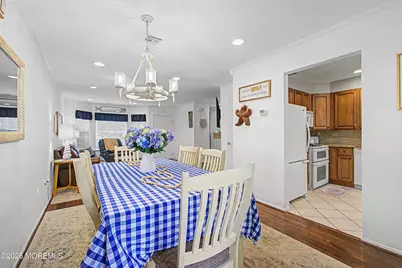 7 Horseshoe Court, Tinton Falls, NJ 07753 - Photo 8