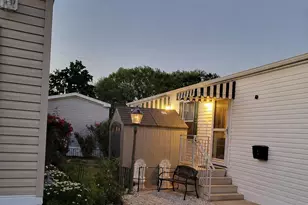 31 Monique Cir, Hazlet Township, NJ 07730 - Photo 2
