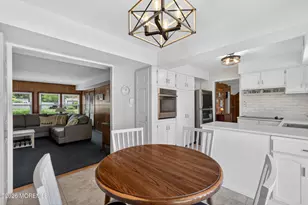 22 River Dr, Marlboro Township, NJ 07746 - Photo 18