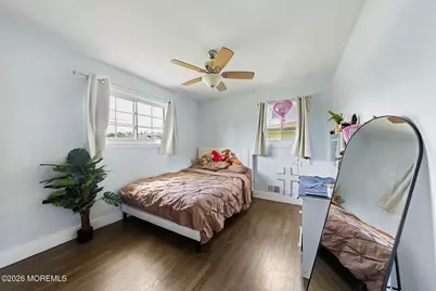 114 Wynnewood Court, Freehold, NJ 07728 - Photo 14
