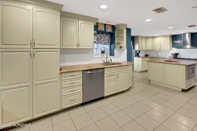 7 Winthrop Place, Hazlet Township, NJ 07730 - Photo 16