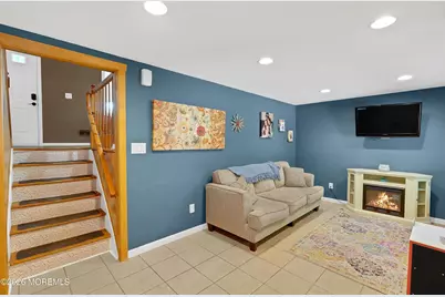7 Winthrop Place, Hazlet Township, NJ 07730 - Photo 8