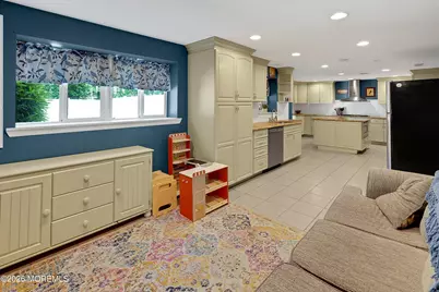 7 Winthrop Place, Hazlet Township, NJ 07730 - Photo 18
