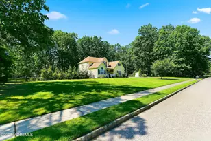 17 Country Woods Dr, New Egypt, NJ 08533 - Photo 2