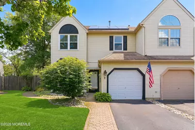 10 Ravenwood Court, Freehold, NJ 07728 - Photo 2
