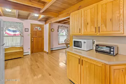 37 Maple Shade Avenue E, Hamilton Square, NJ 08690 - Photo 8