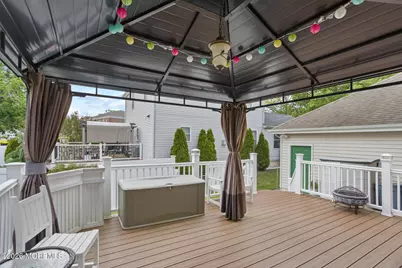 37 Maple Shade Avenue E, Hamilton Square, NJ 08690 - Photo 32