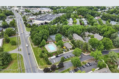 90 Deptford Court, Matawan, NJ 07747 - Photo 44