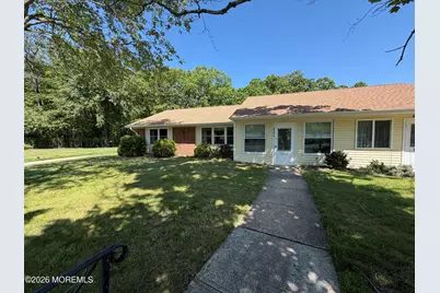 220A Buckingham Court, Lakewood, NJ 08701 - Photo 2