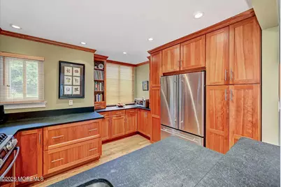 13 Helene Court, Tinton Falls, NJ 07724 - Photo 8