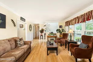 2 Horseshoe Dr, Millstone Township, NJ 08535 - Photo 8