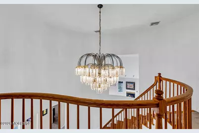 118 Mountainside View, Morganville, NJ 07751 - Photo 20