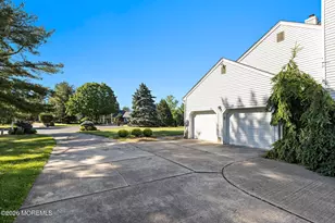 31 Vaughn Dr, Middletown, NJ 07748 - Photo 44