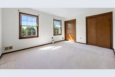 31 Vaughn Drive, Middletown, NJ 07748 - Photo 30