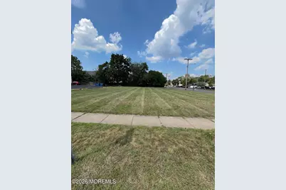 112 Center Street, Lakehurst, NJ 08733 - Photo 2