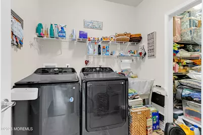 31 W Da Vinci Way, Farmingdale, NJ 07727 - Photo 48