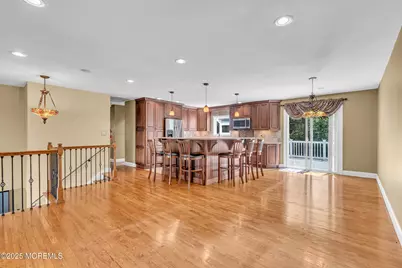 12 Windsor Road, Howell Township, NJ 07731 - Photo 4