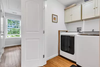 402 W Prospect Avenue, Keyport, NJ 07735 - Photo 30