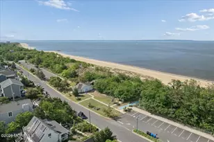33 Monmouth Ave, North Middletown, NJ 07748 - Photo 38