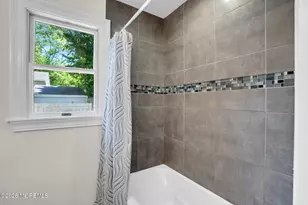 12 Market St, Red Bank, NJ 07701 - Photo 18
