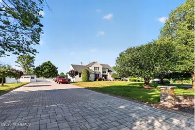 30 Tobi Court, Freehold, NJ 07728 - Photo 2