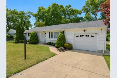 500 Surf Avenue, Beachwood, NJ 08722 - Photo 2