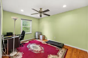 23 Dunn Dr, Marlboro Township, NJ 07746 - Photo 16