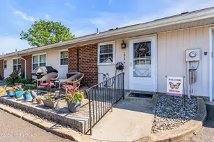 1013B Aberdeen Dr, Lakewood, NJ 08701 - Photo 2