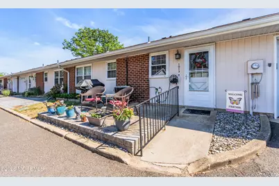 1013B Aberdeen Drive, Lakewood, NJ 08701 - Photo 4