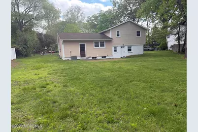 25 Holiday Road, Manalapan Township, NJ 07726 - Photo 2