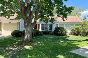 925B Liverpool Cir, Manchester Township, NJ 08759 - Photo 2