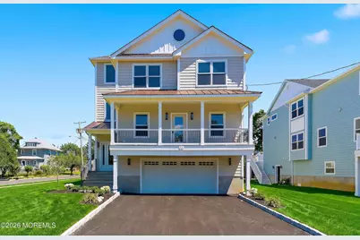 56 W Washington Avenue, Atlantic Highlands, NJ 07716 - Photo 2