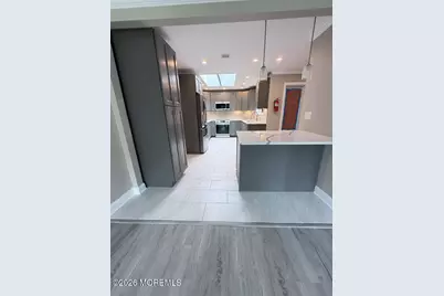 12 Eastport Court, Red Bank, NJ 07701 - Photo 2