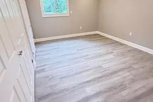 12 Eastport Ct, Red Bank, NJ 07701 - Photo 18