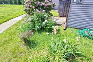 12 Eastport Ct, Red Bank, NJ 07701 - Photo 38