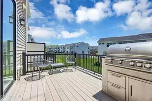 15 Linder Ct, Middletown, NJ 07748 - Photo 6