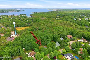8 Country Woods Ln, Pine Beach, NJ 08741 - Photo 4