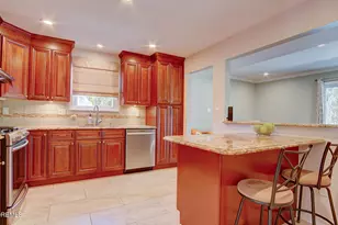 1 Rustic Ln, Matawan, NJ 07747 - Photo 6