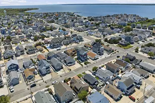 110 Surf Dr, Seaside Park, NJ 08752 - Photo 10