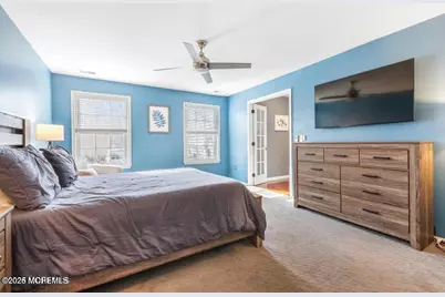 334 Mayfair Place, Morganville, NJ 07751 - Photo 6