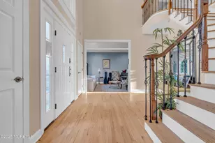 21 Old Queens Ct, Eatontown, NJ 07724 - Photo 6