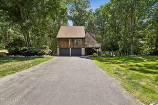 5 Coventry Square, Holmdel, NJ 07733 - Photo 2