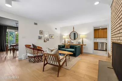 5 Coventry Square, Holmdel, NJ 07733 - Photo 4