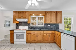 37 Highland Ave, Leonardo, NJ 07737 - Photo 20