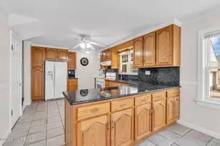 37 Highland Ave, Leonardo, NJ 07737 - Photo 18