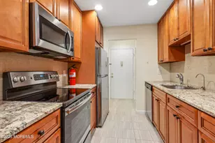 97 Arrowood Rd, Manalapan Township, NJ 07726 - Photo 6
