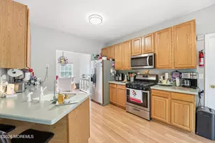 19 Gregory St, Hazlet Township, NJ 07730 - Photo 10