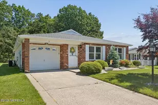2 Thames Pl, Brick, NJ 08723 - Photo 1